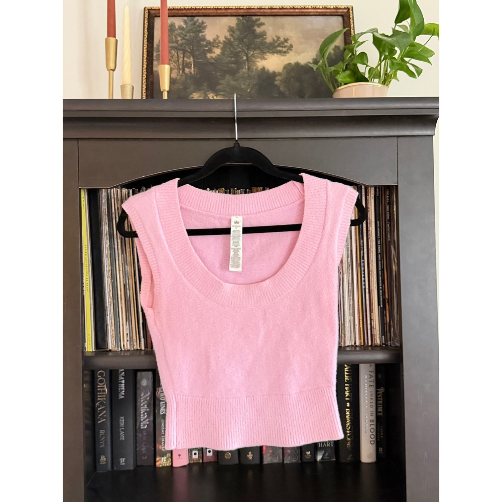 Alo Yoga Cropped Ribbed Scoop Neck Sweater Vest XS Pink Sleeveless Knit Top